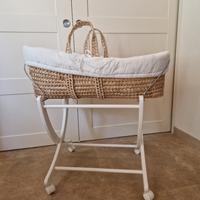 cesta in vimini per neonati