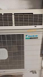 Condizionatore Daikin Inverter 9000BTU