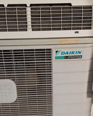 Condizionatore Daikin Inverter 9000BTU