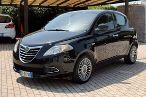 Lancia Ypsilon 1.2 69cv Platinum