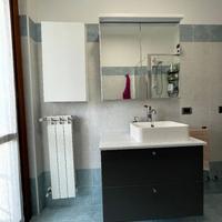 Mobile Bagno Completo - Top effetto Marmo e Lavabo