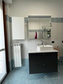 Mobile Bagno Completo - Top effetto Marmo e Lavabo