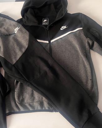 Tuta completa Nike tech fleece