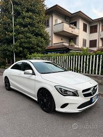 Mercedes-Benz CLA 200d