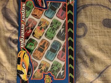 Automobili ancora nuove