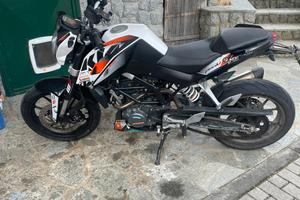 Ktm duke 125cc