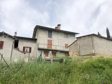 Appartamento di 80 m² con 4 locali e posto auto a 