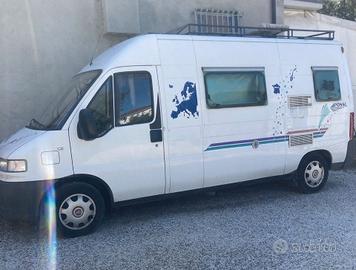 CAMPER  VAN impianto solare - gancio traino -