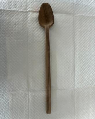 Cucchiaio in legno di ulivo