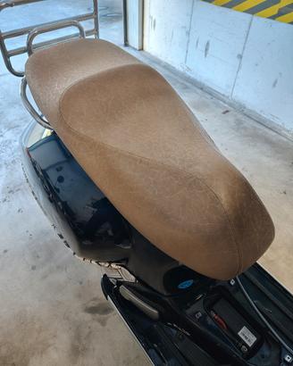 Sella per Vespa 250 GTS 