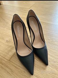 Décolleté nete vera pelle