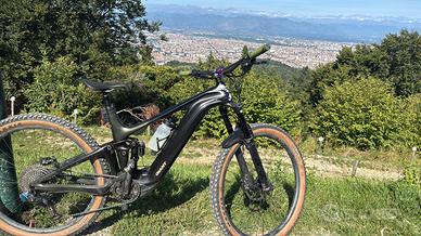 Giant trance e+
