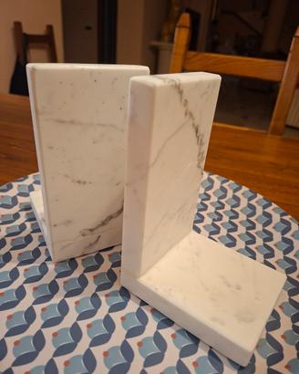 fermalibro in marmo bianco 8x8x15