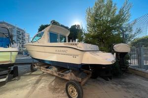 Barca karnic bluewater 2265 + mercruiser mcm 4.3l