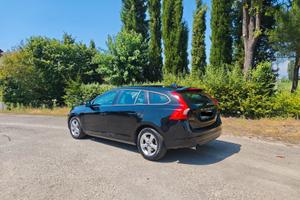 VOLVO V60 1.6 D2 (Euro 5) + MOVE-IN