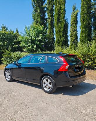VOLVO V60 1.6 D2 (Euro 5) + MOVE-IN
