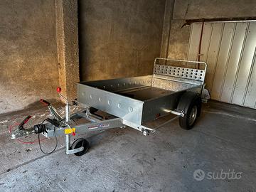 Carrello rimorchio con rampe di salita pt6c