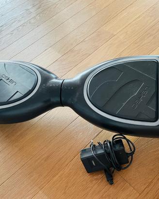 hoverboard elettrico nero Lexgo con caricatore
