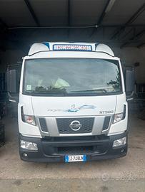Nissan nt 500