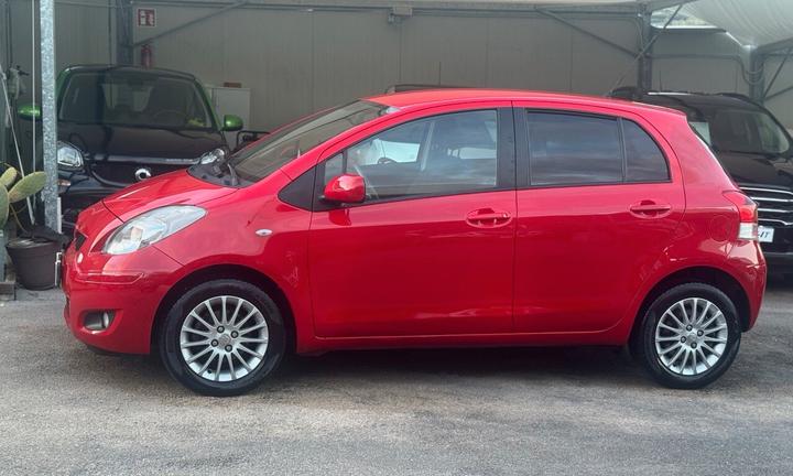Toyota Yaris 1.3 5 porte M-MT Sol