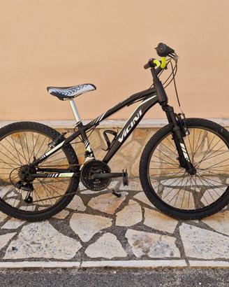 Bici ammortizzata da ragazzo
