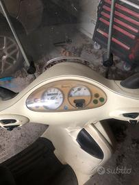 Vespa Piaggio 50 cc