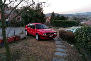 Lancia Delta Integrale 16 V