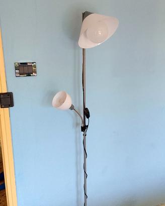 Lampada da Terra Piantana Moderna a Due Luci