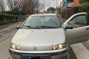 fiat punto 1200 neopatentati