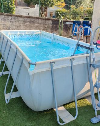 Piscina Bestway Power Steel 4x2x1m usata