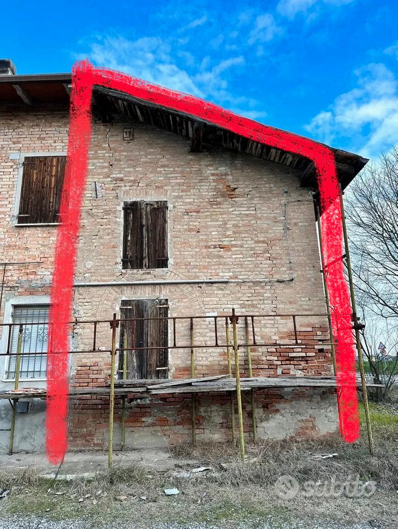 Porzione di casa con terreno di 800mq - Vista 2