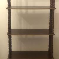 Libreria stile arte povera