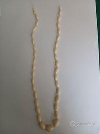 COLLANINA VINTAGE, PLASTICA? ANNODATA.