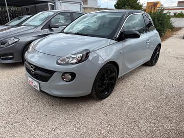Opel Adam 1.2 70 CV Black Jack