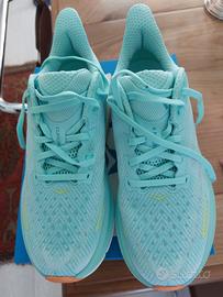 scarpe da corsa/ camminata
