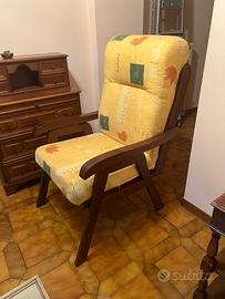 Poltrona in legno