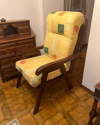 Poltrona in legno