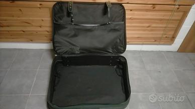 Valigia Vintage Forest Green 🌿 | Eleganza e Viagg