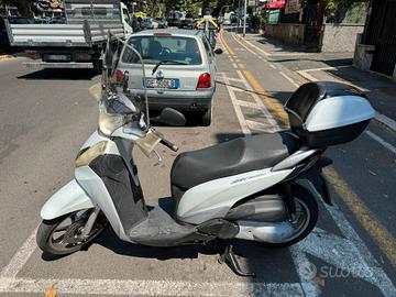 Honda SH 300 - 2013 - PERMUTE