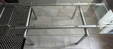 tavolo Tecno spa Norman Foster cristallo e metallo