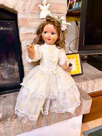 Bambola da collezione d’epoca. Masera Piacenza.