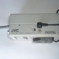 Telecamera digitale a colori JVC mod. TK-C921BEG