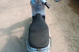 Vespa 125 LX