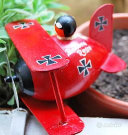 aereo barone rosso  caricatura in legno 14x14