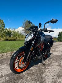 Ktm duke 390 2021