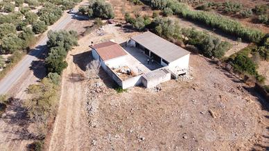 Magazzino - Terreno rustico Baressa