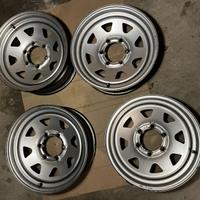 Set di 4 cerchi Alcar Dots modello Dakar