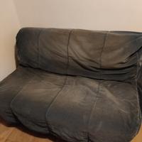 Divano letto.