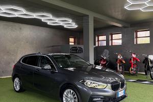 Bmw 118d 5p. Sport TETTO APRIBILE