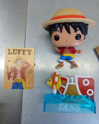 Funko pop One piece kinder luffy con carta